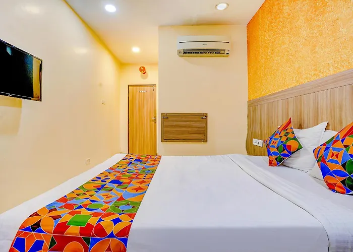 Fabexpress Prakash Inn - Nr Mumbai International Airport
